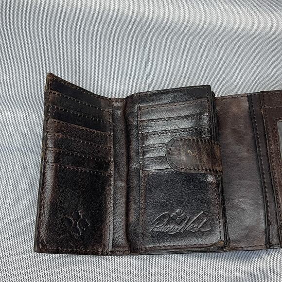 Patricia Nash Cametti Tooled Trifold Wallet Brown Leaf Print Gold Trim Card Slot - Picture 4 of 9